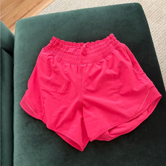 Lululemon Hotty Hot High-Rise Shorts | 4" | Color Glaze Pink | Size 2 - Picture 5 of 8